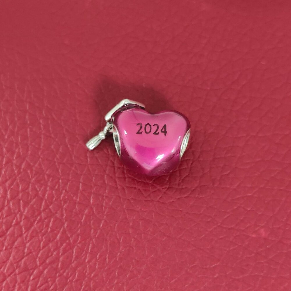 Pandora Pink 2024 Graduation Heart Charm Bracelet Pendant with box
